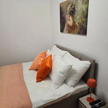 아파트 Avelis Lux *