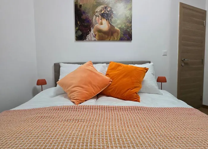 아파트 Avelis Lux